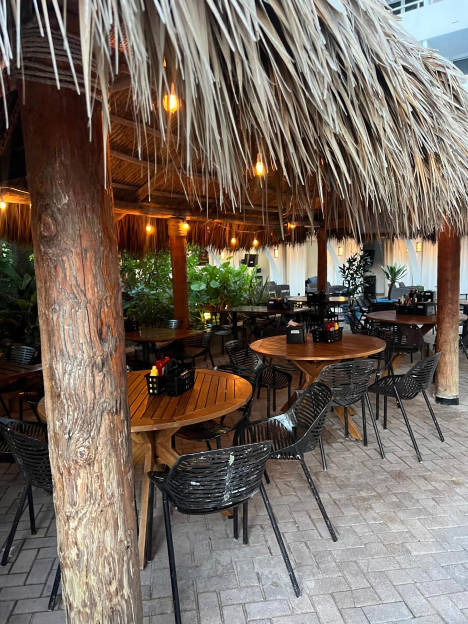 Ocean Manor Tiki Sunset Retreat Hotel Lauderdale-by-the-Sea Bagian luar foto
